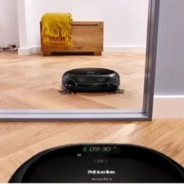 Miele SCOUT RX3 Robot Vacuum Cleaner – Obsidian Black, 60-Minute Runtime